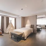 Atour S Hotel Sun Moon Light Dapu Bridge, Shanghai