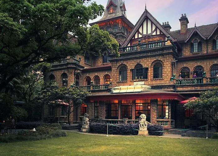 Shanghai Moller Villa Hotel - National Historic And Cultural Relics Protection Building