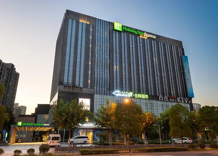 Holiday Inn Express Shanghai Jinsha By Ihg