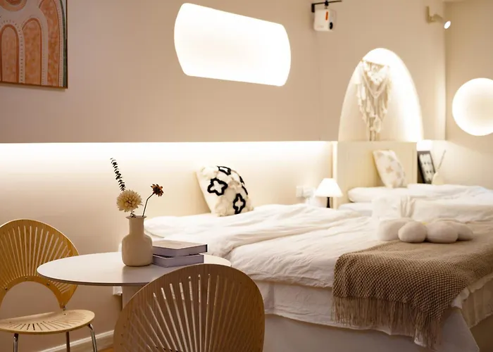 Xi\'An Hills & Lostwine Boutique Retreat