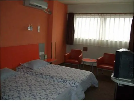 Motel 168