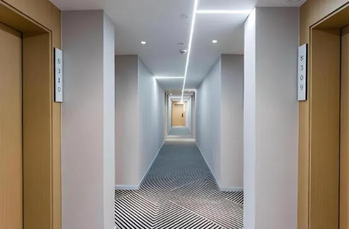 Echarm Hotel Shanghai North Bund Tilanqiao Metro Station