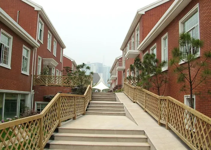 Shanghai New Phoenix Town Hotel