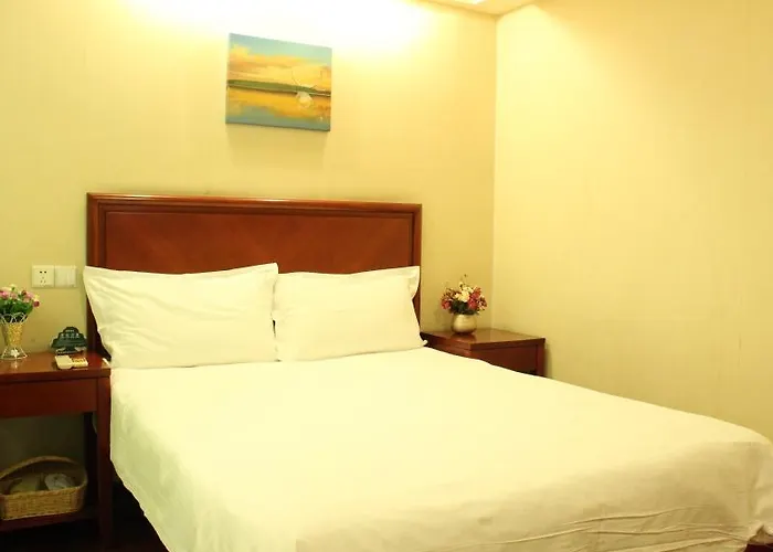 Greentree Inn Shanghai Zhujing Town Donglin Temple Scenic Spot Jiankang Road Business Hotel