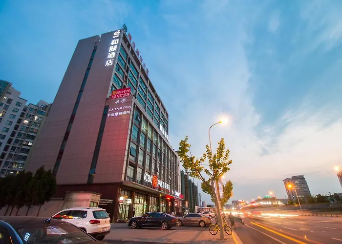 Yitel Hotel Shanghai Hongqiao Caohejing Hongmei Road Metro Station