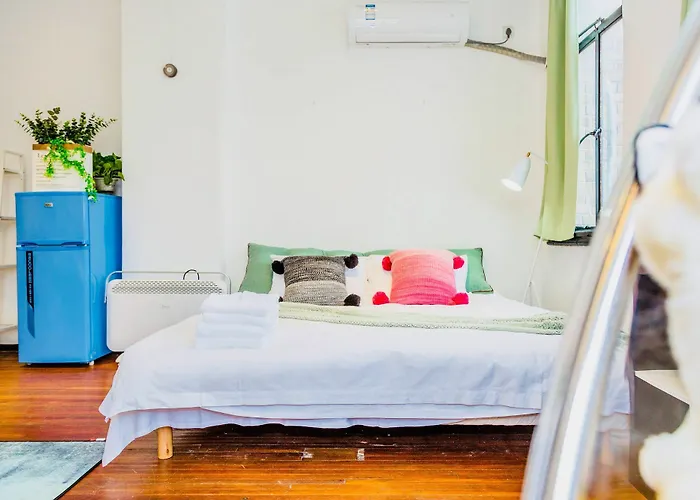 Lazy Apartment - North Linpin Road