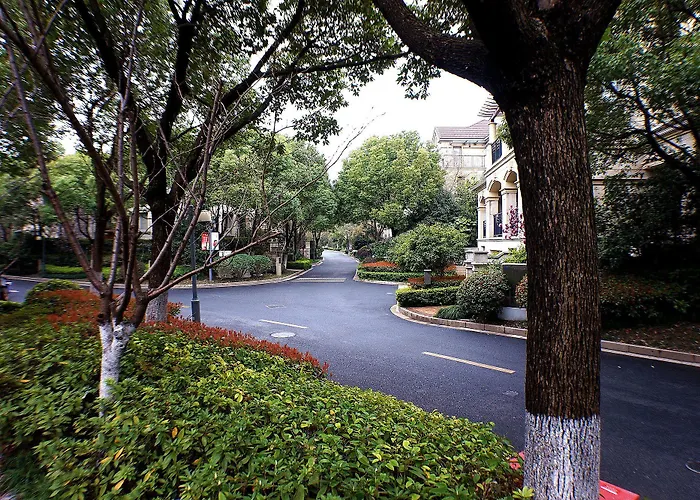 Hongqiao Airport Selected Boutique Villa