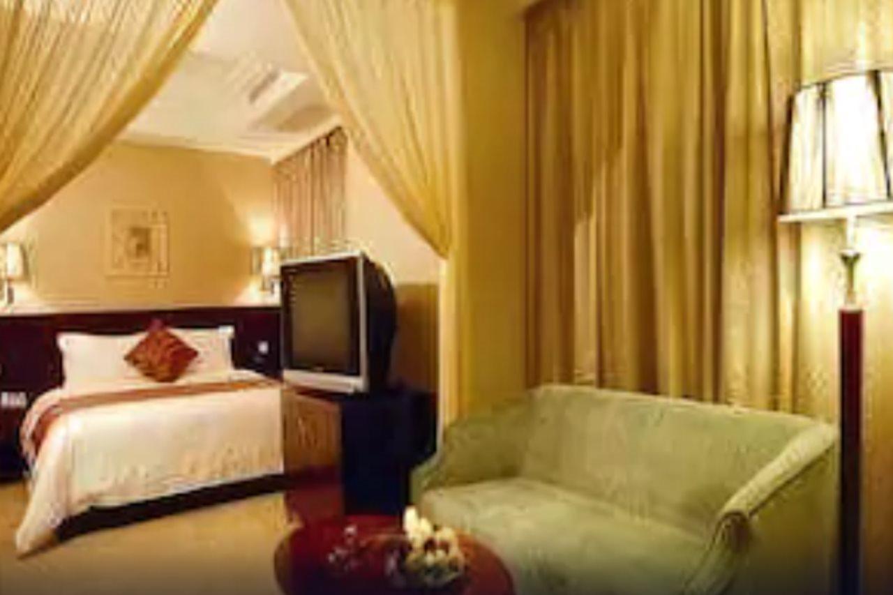 Hotel Ramada Wujiaochang