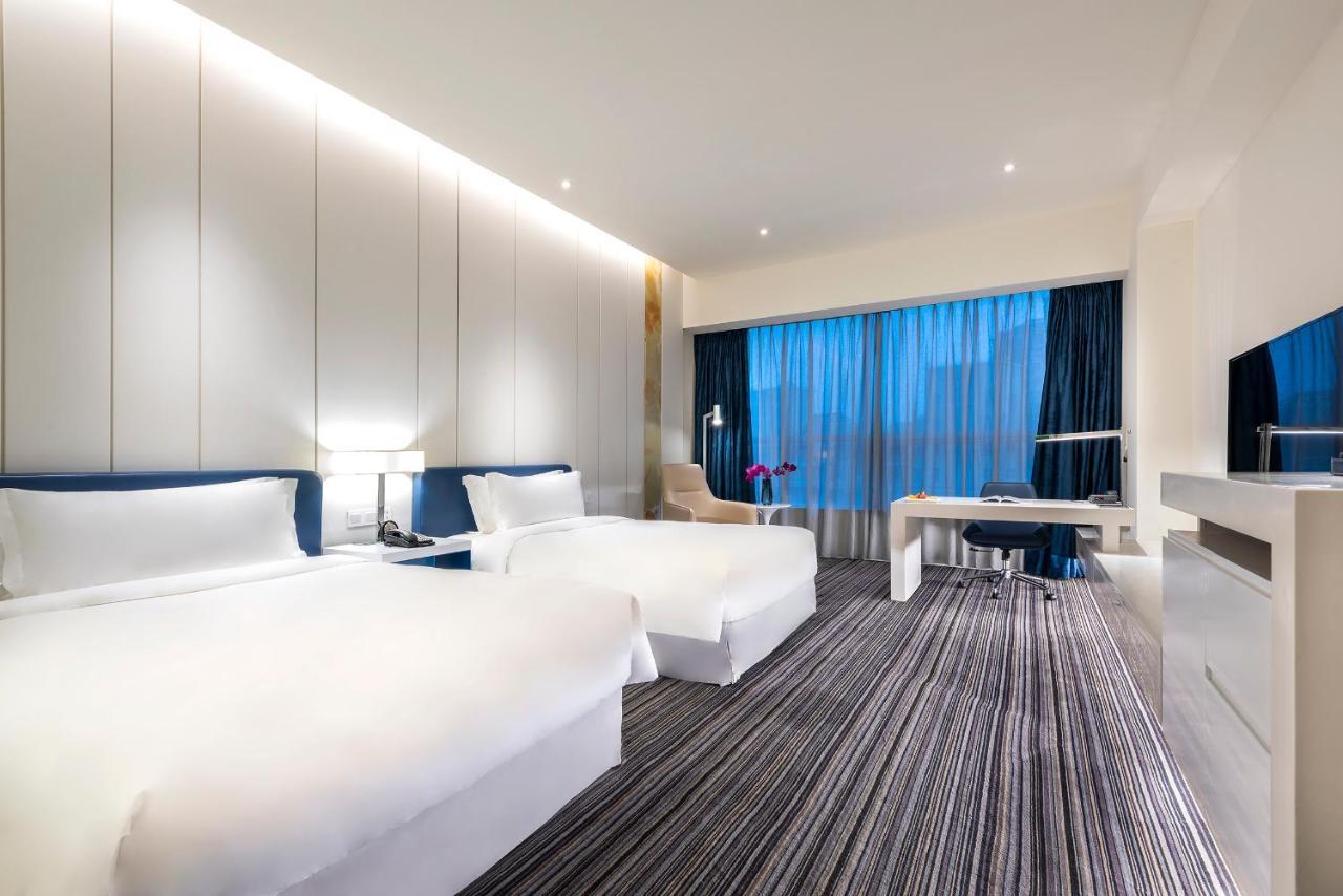 Hotel Grand Mercure Century Park - Free Shuttle Bus To Sniec Shanghai