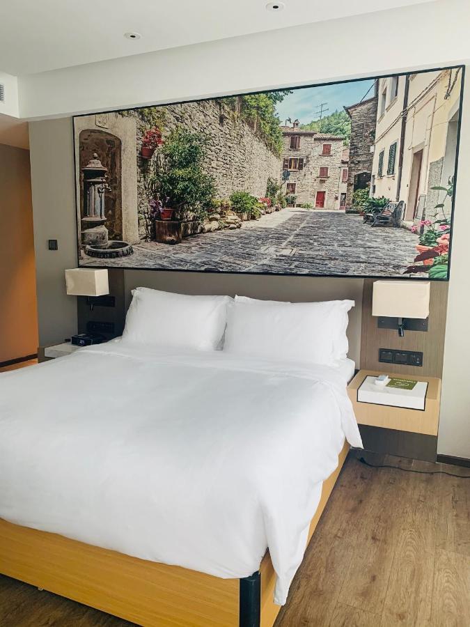 Hotel Mercure Hongqiao Railway Station Shanghai