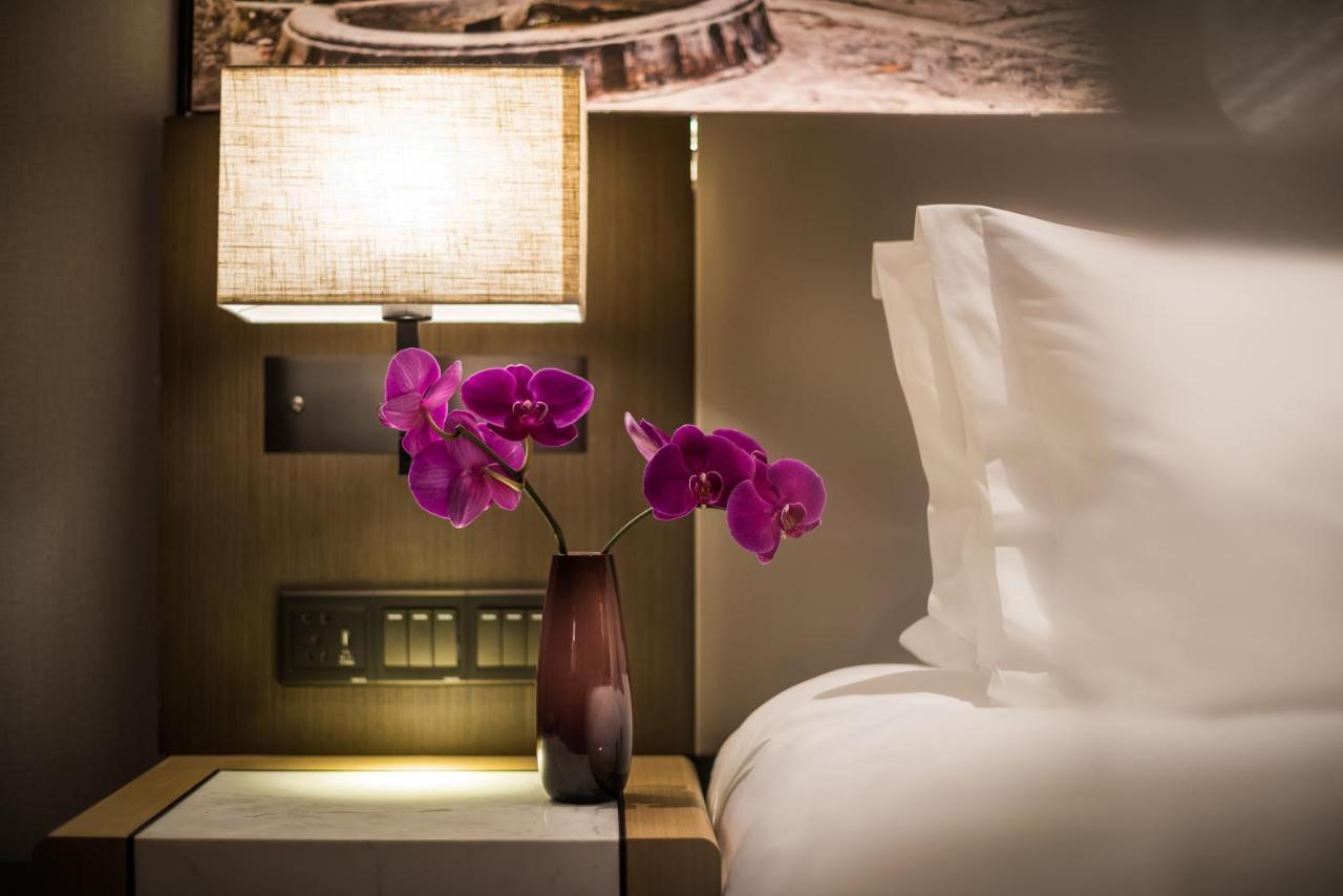 Mercure Hongqiao Railway Station Hotel Shanghai