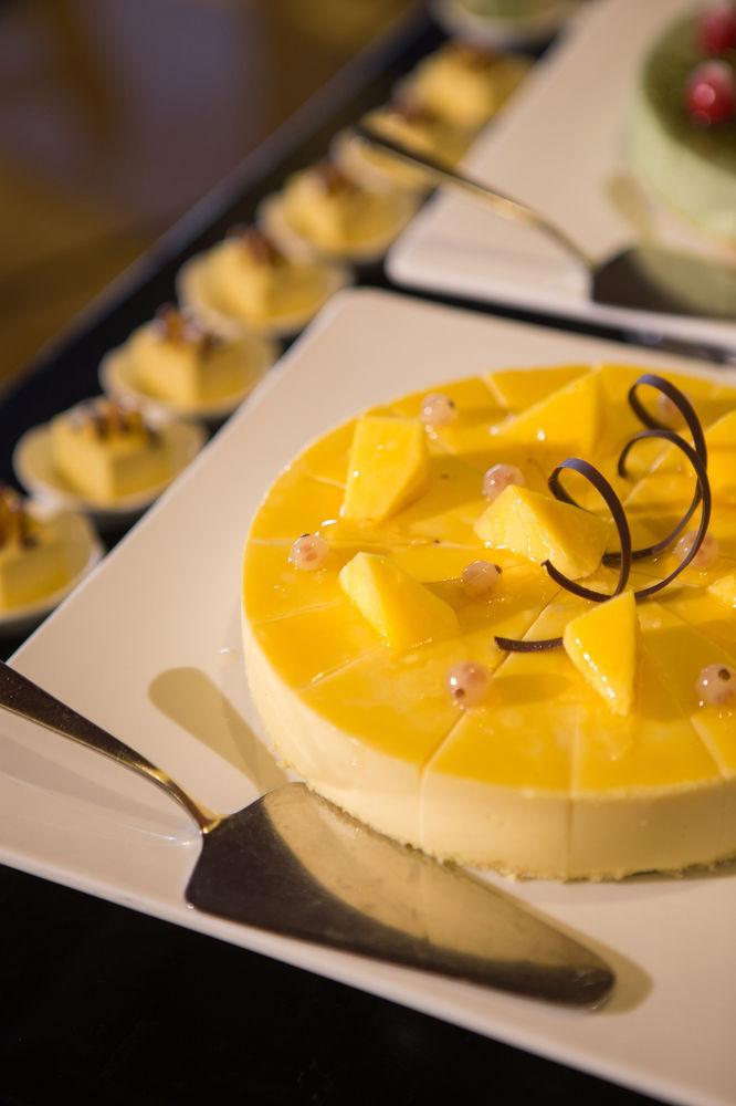 Renaissance Pudong Hotel 5*