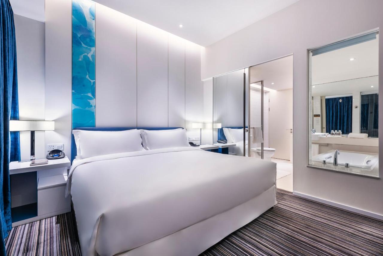 Hotel Grand Mercure Century Park