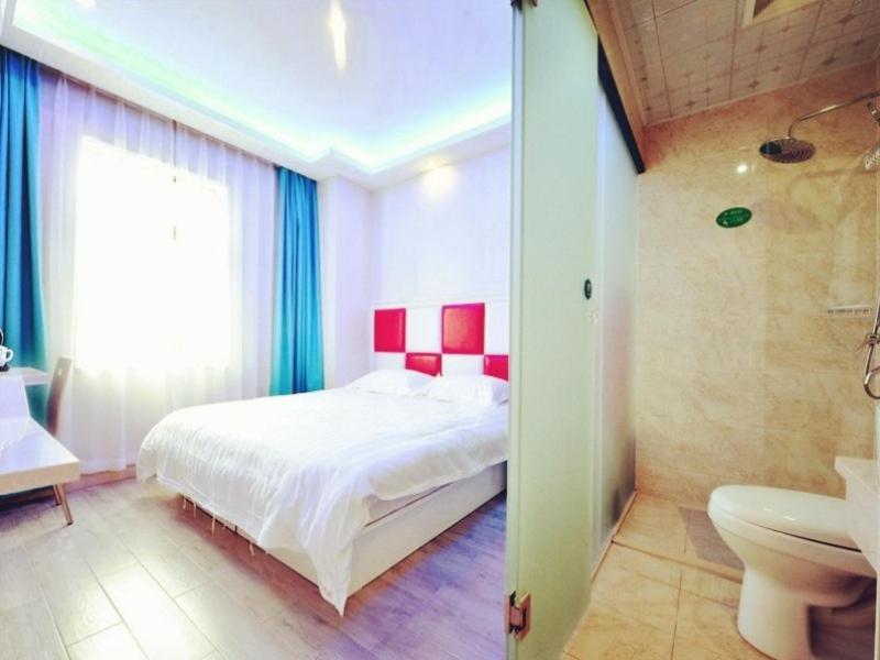 Otel Shell Liuhang Subway Station Hutai Road