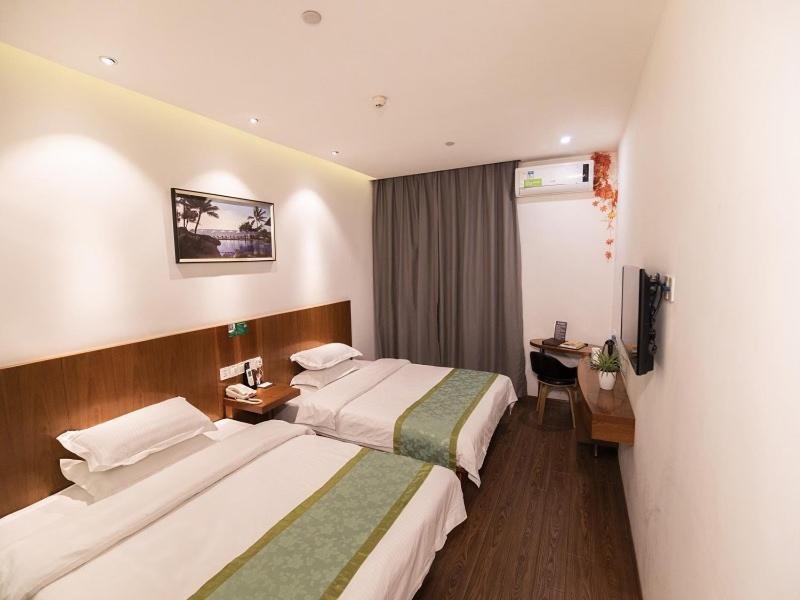 Vatica Jiading District Anting Metro Station Moyu Road