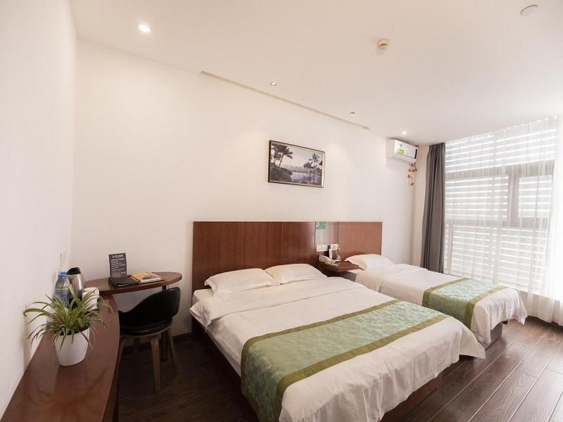 Vatica Jiading District Anting Metro Station Moyu Road 3*