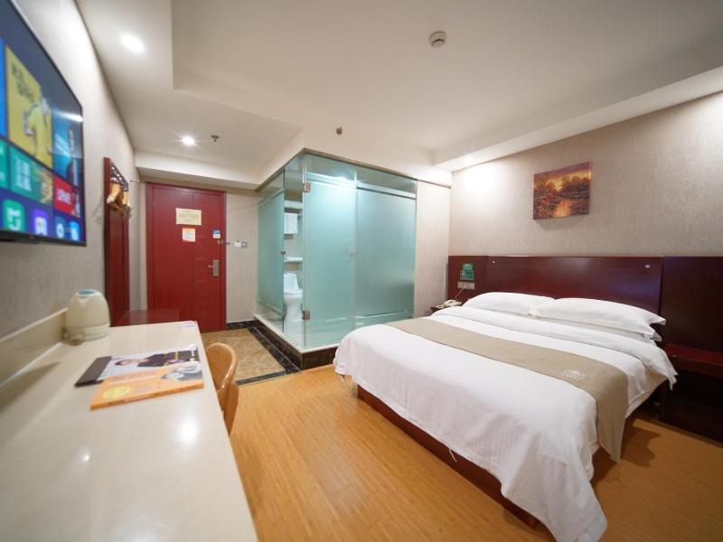 Greentree Baoshan Yanghang Shuichan Road Hotel