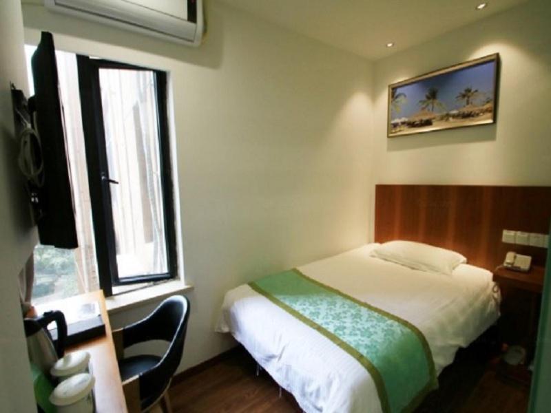 Vatica Jiading District Anting Metro Station Moyu Road 3*
