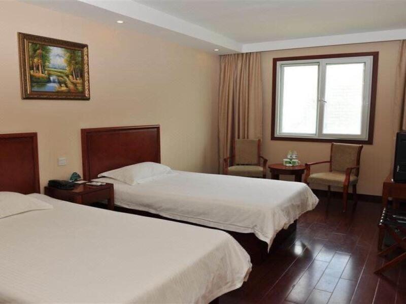 Greentree Jiangwan Town Express Hotel