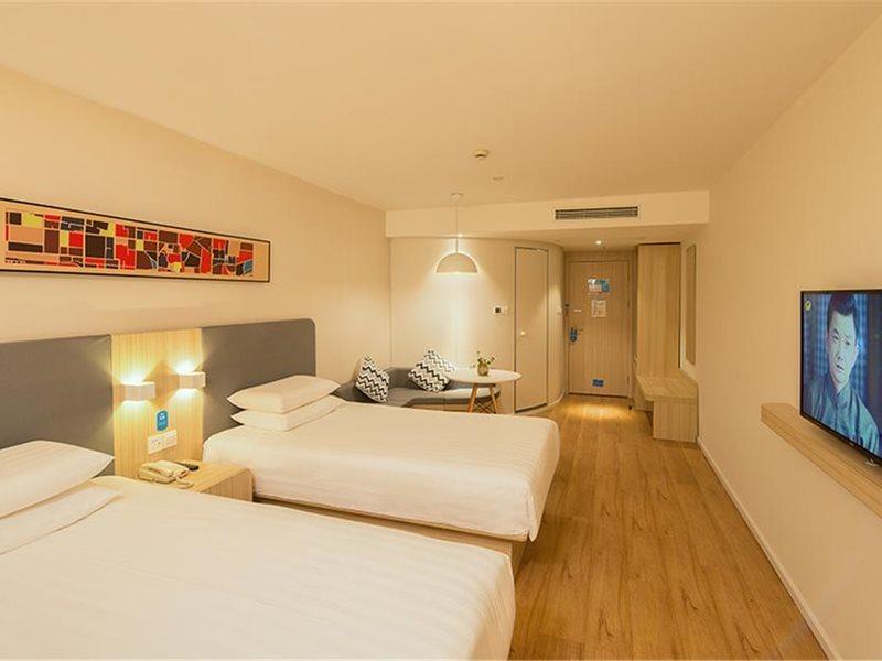 Hotel Hanting Bund Jiangxi Zhong Road 2*