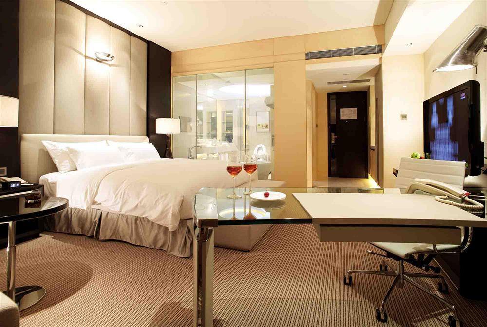 Hilton City Center 5* Shanghai