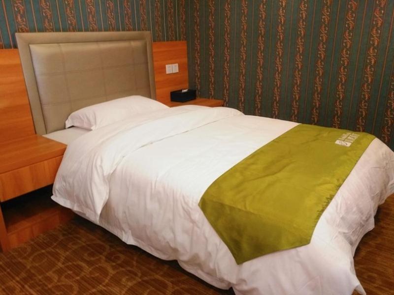 Shell Pudong Xin District Huanglou Town Furong Road 2* Thượng Hải