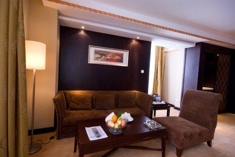 Hotel Ramada Hongkou 3*