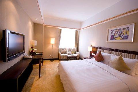 Ramada Hongkou Hotel