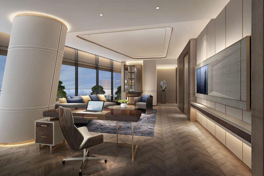 Hotel Primus Hongqiao 5*