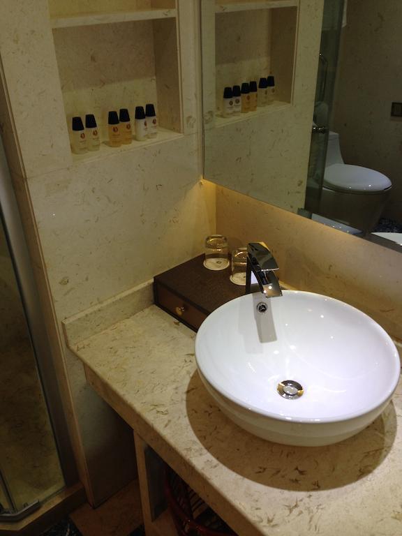 Hotel Zhijun International 4*