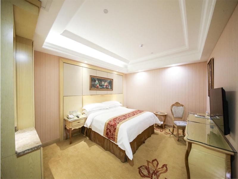 Vienna Hongqiao Convention & Exhibition Center Hotel Shanghai