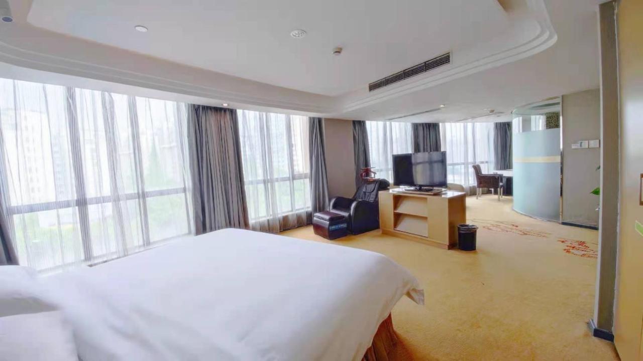 Hotel Vienna International Hongkou Guangyue Road 3*