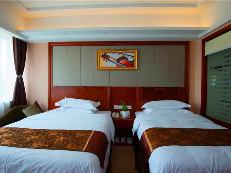 Vienna Pudong Airport Huaxia Road Hotel