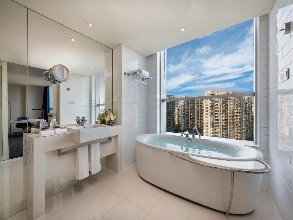 Grand Mercure Century Park - Free Shuttle Bus To Sniec Shanghai