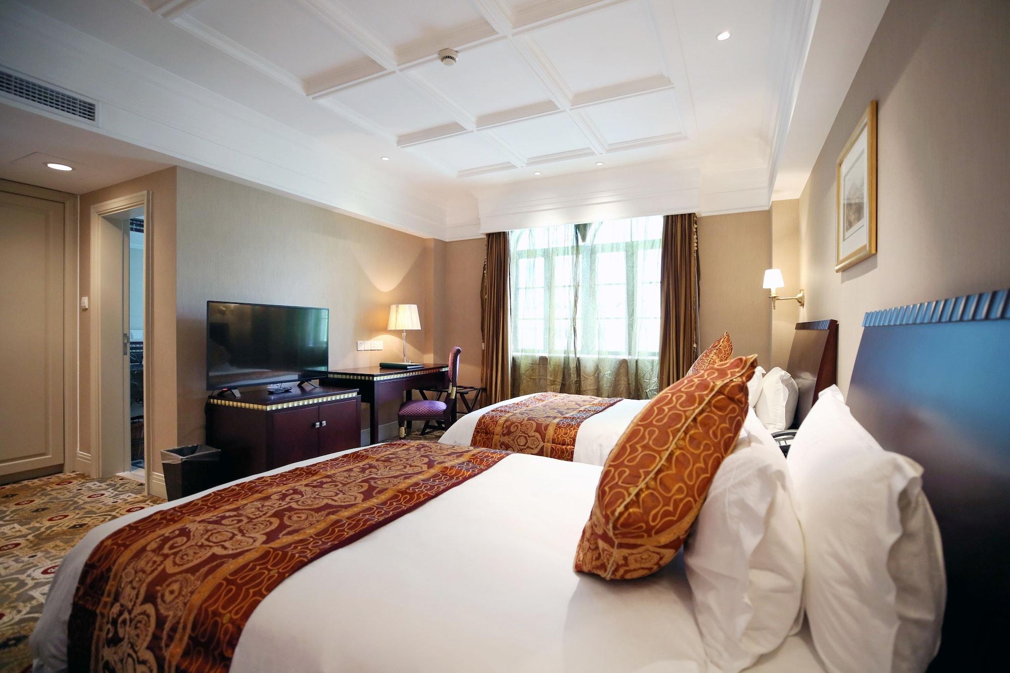 Hotel Moller - National Historic And Cultural Relics Protection Building 5*