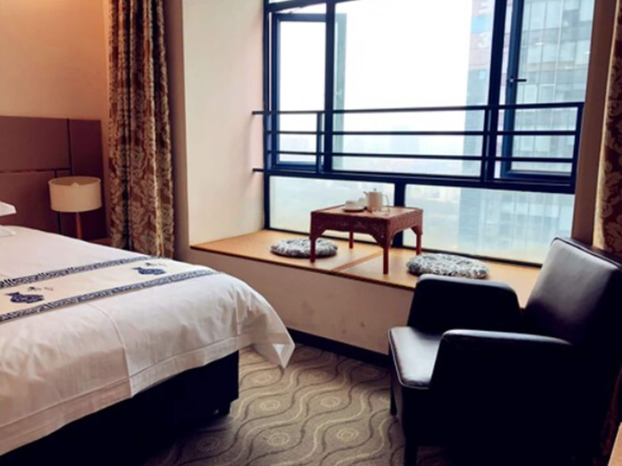 Urban Hotel