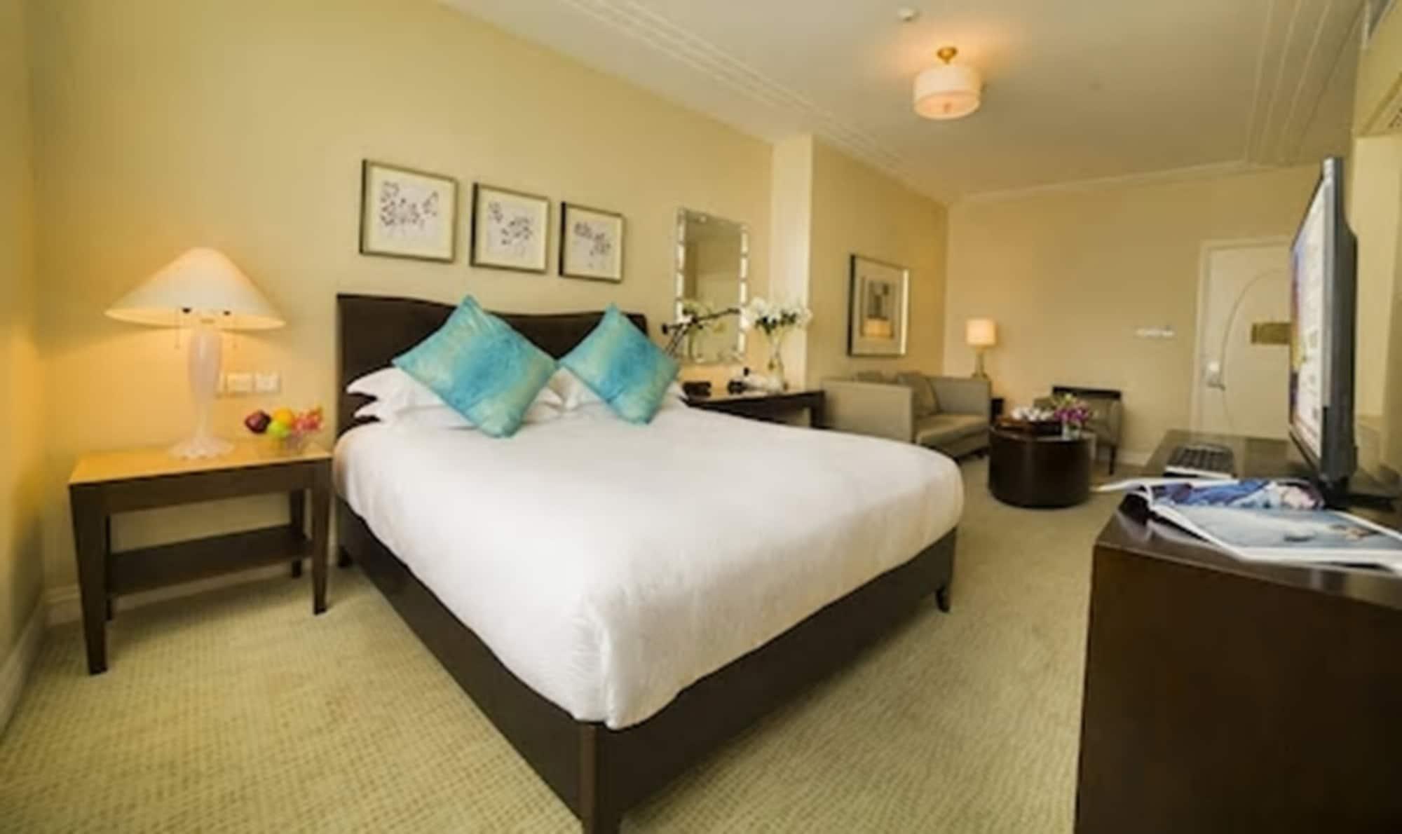 Broadway Mansions - On The Bund 5*