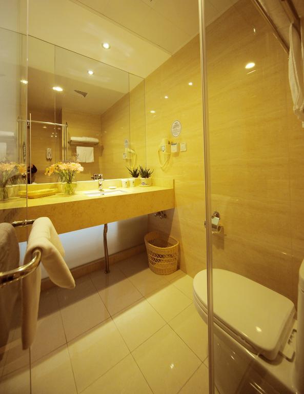 Greentree West Huaxia Road Metro Station Express Hotel Shanghai