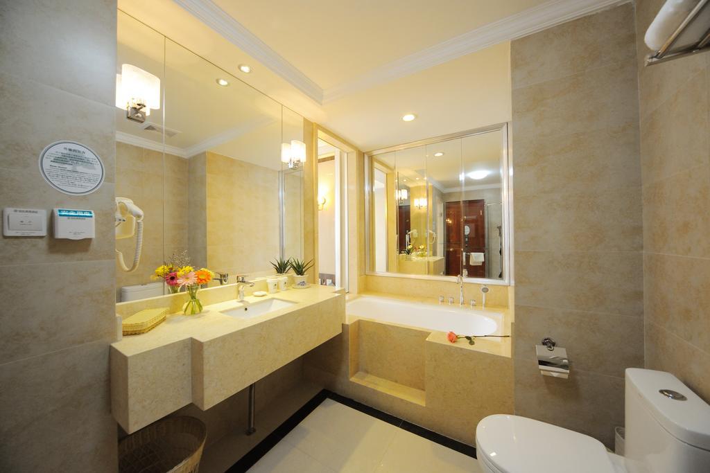 Greentree West Huaxia Road Metro Station Express Hotel