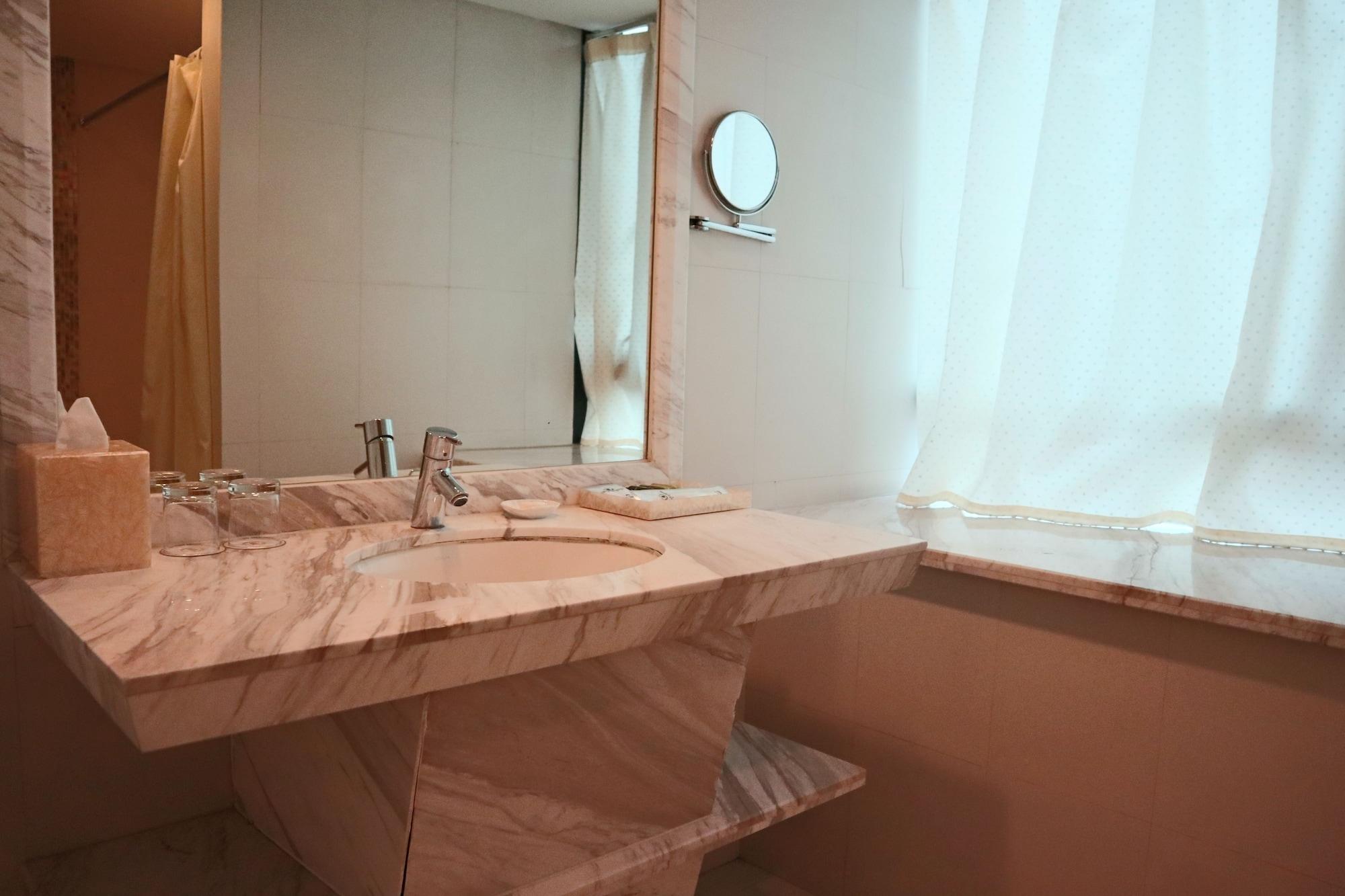 Hotel Everbright International Shanghai