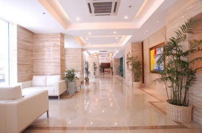 Rayfont Hongqiao & Hotel 4*