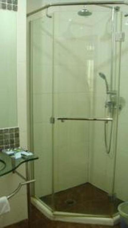 Hengsheng Peninsula Service 4* Shanghai