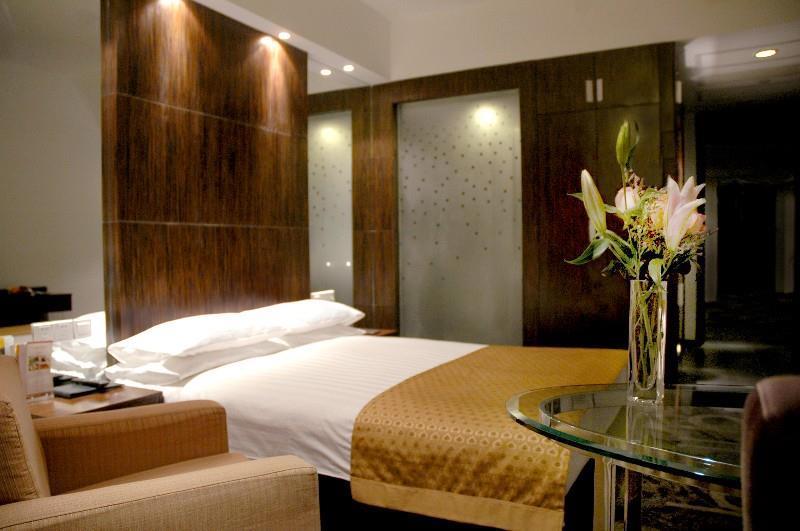 City Hotel Shanghai Hotel 4*