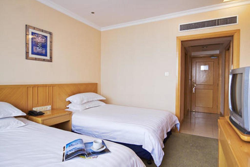 Hotel Greentree West Huaxia Road Metro Station Express 3*
