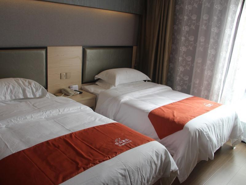 Hotel Shell Chedun Yingshi Yingshi Road 2*