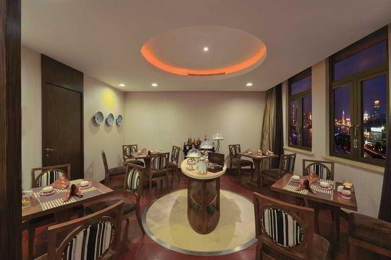 Broadway Mansions - On The Bund Xangai
