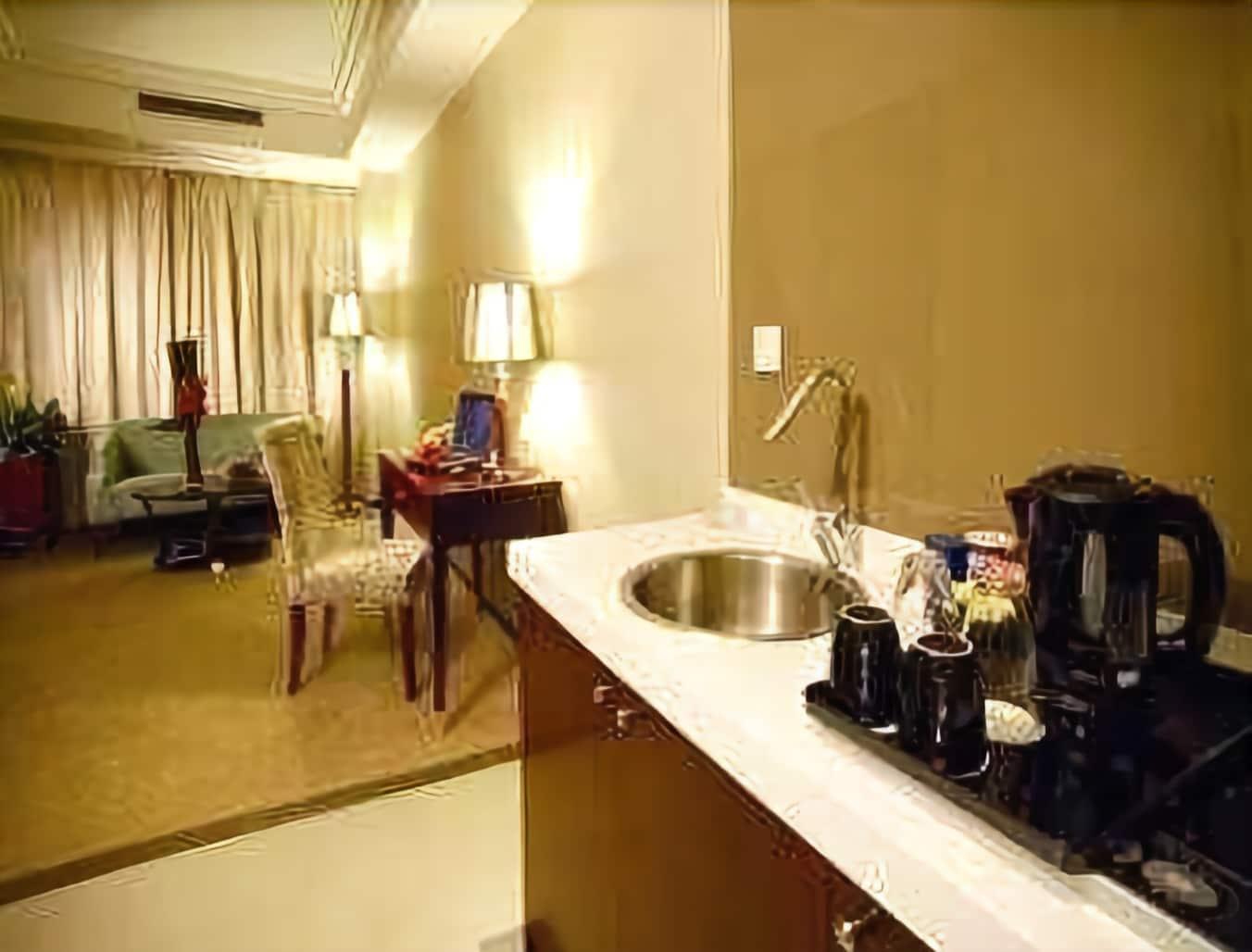 Hotel Ramada Wujiaochang