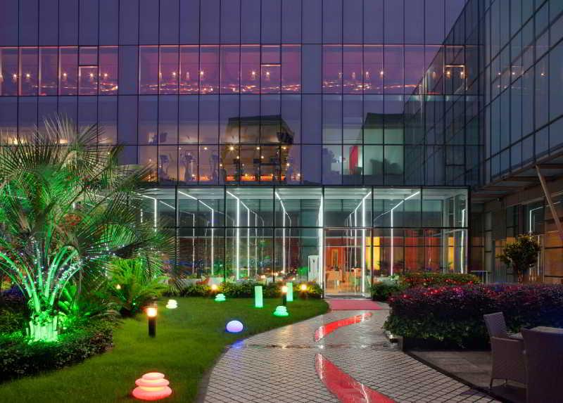 Grand Mercure Century Park Hotel Shanghái