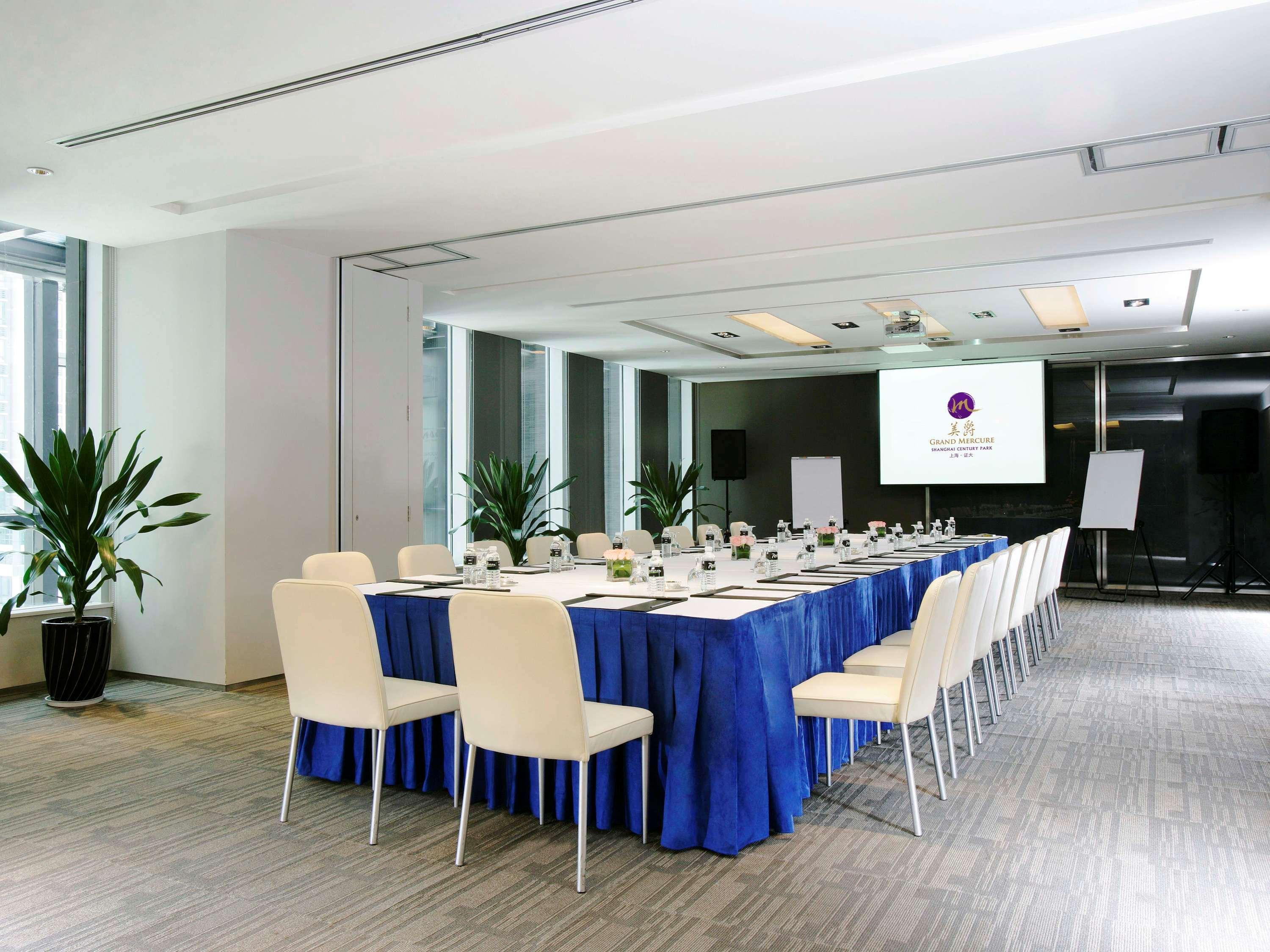 Grand Mercure Century Park - Free Shuttle Bus To Sniec Hotel Shanghai