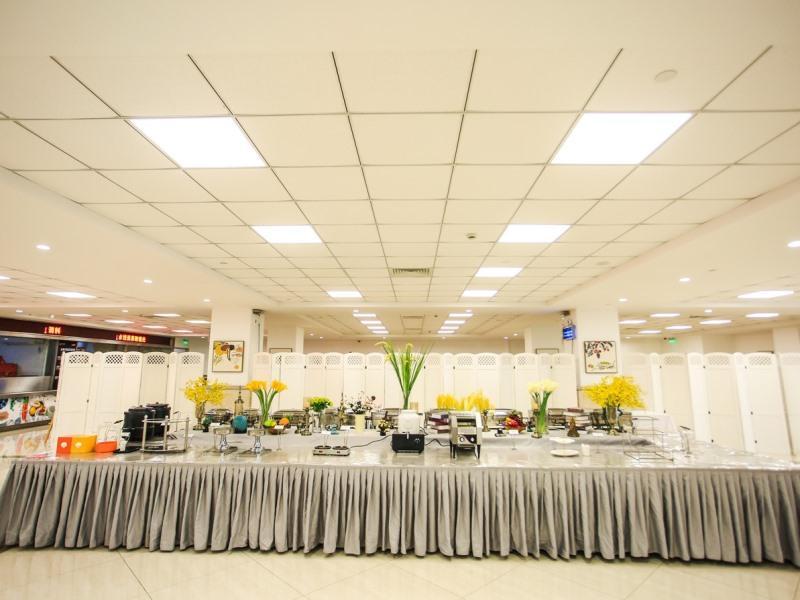 Otel Greentree Eastern Hongqiao Airport Longbai 3*